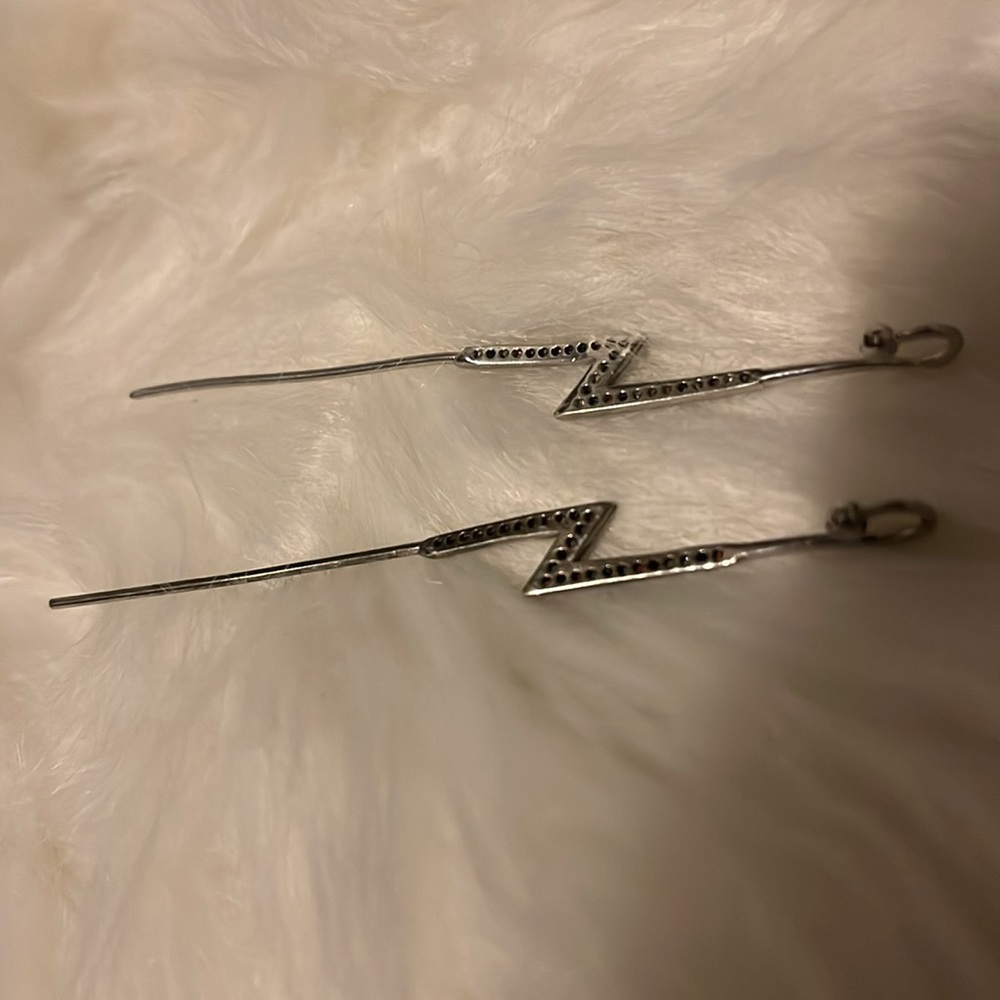 Lightning bolts cubic zirconia silver edgy ear crawler-ear cuff-Valentines - Picture 4 of 6